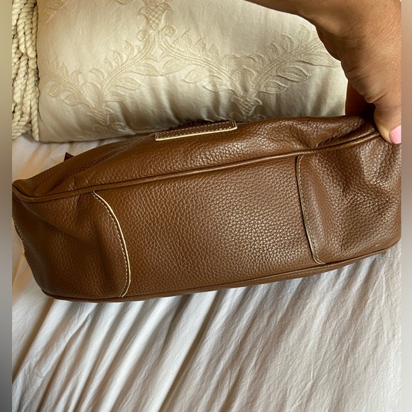 BCBGMAXAZRIA Cocoa Brown Leather Pebbled Bag - Picture 8 of 11